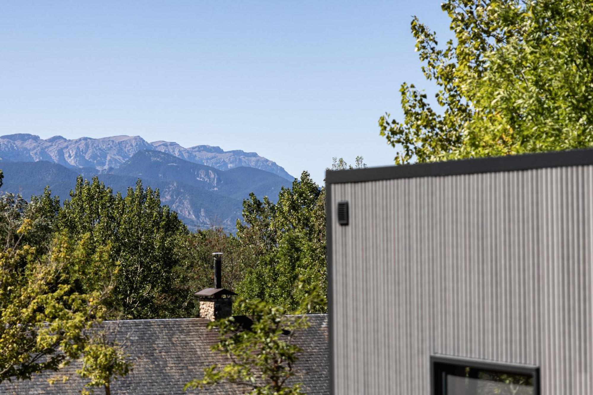 ホテル Basecamps Cerdanya Caixans 部屋 写真