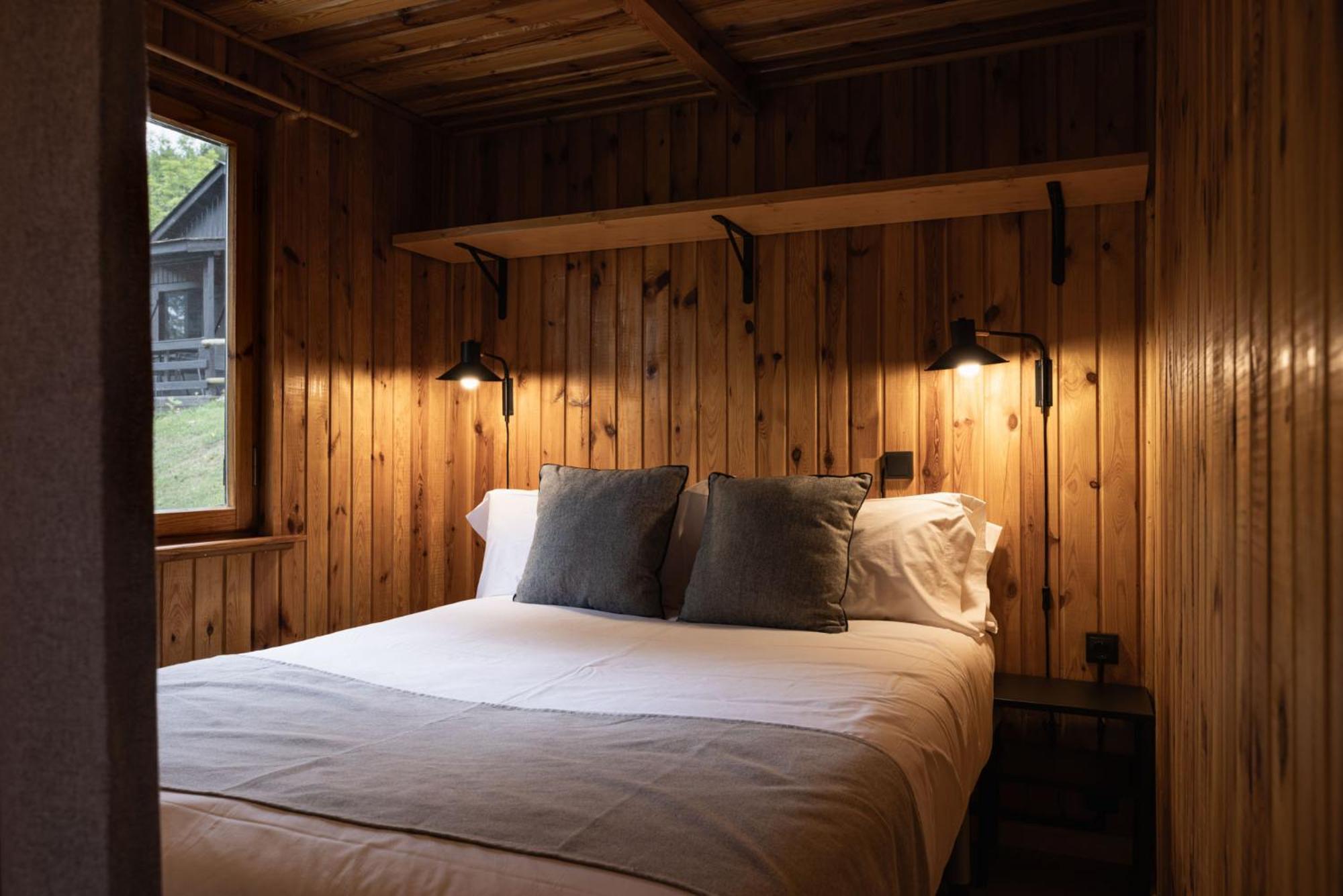 ホテル Basecamps Cerdanya Caixans 部屋 写真