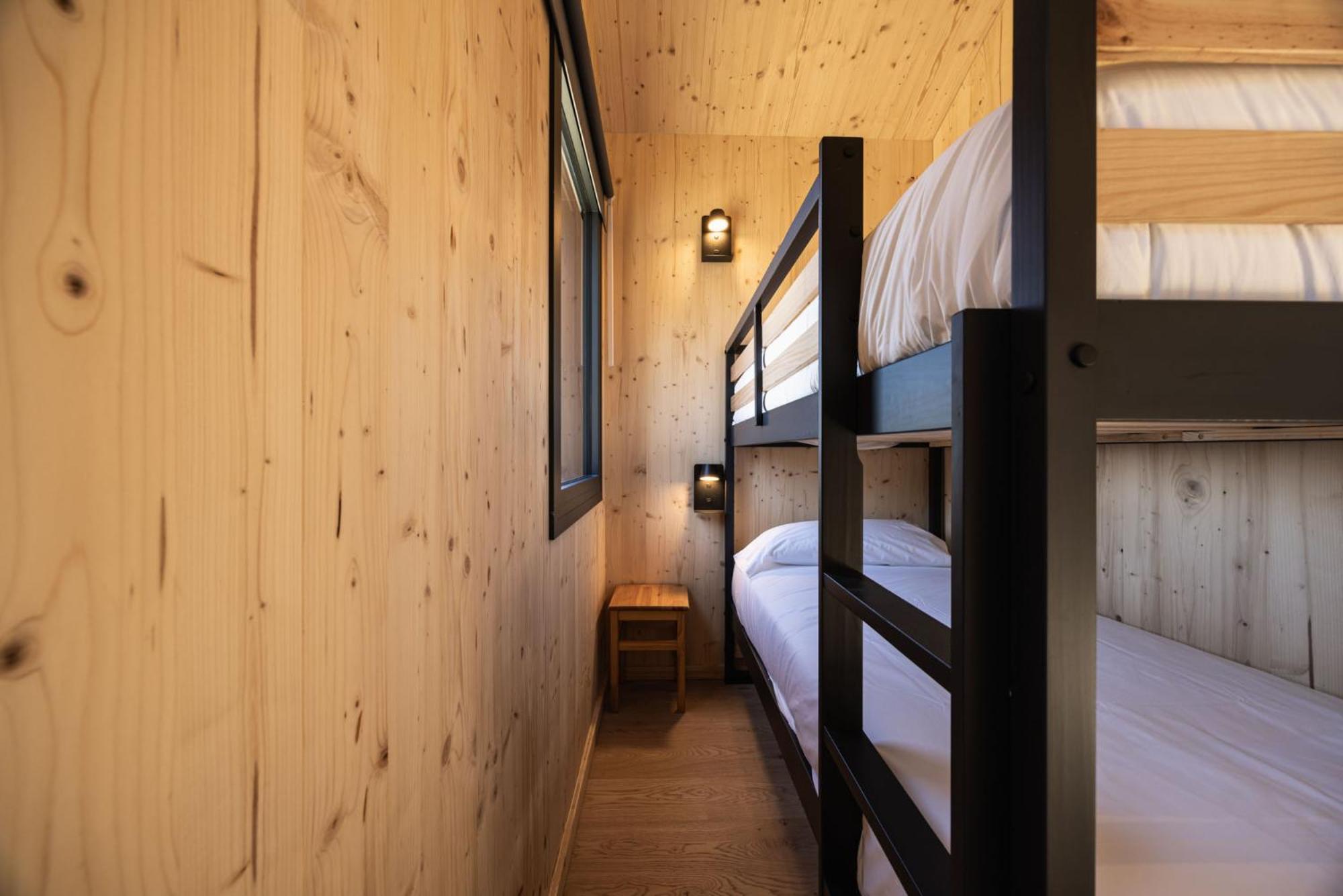 ホテル Basecamps Cerdanya Caixans 部屋 写真