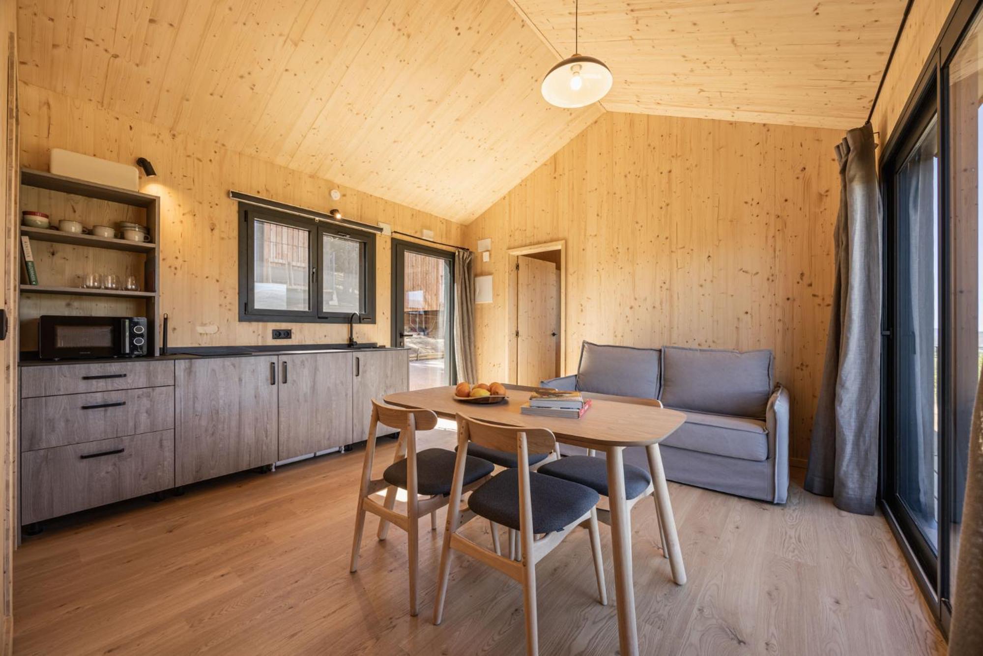 ホテル Basecamps Cerdanya Caixans 部屋 写真